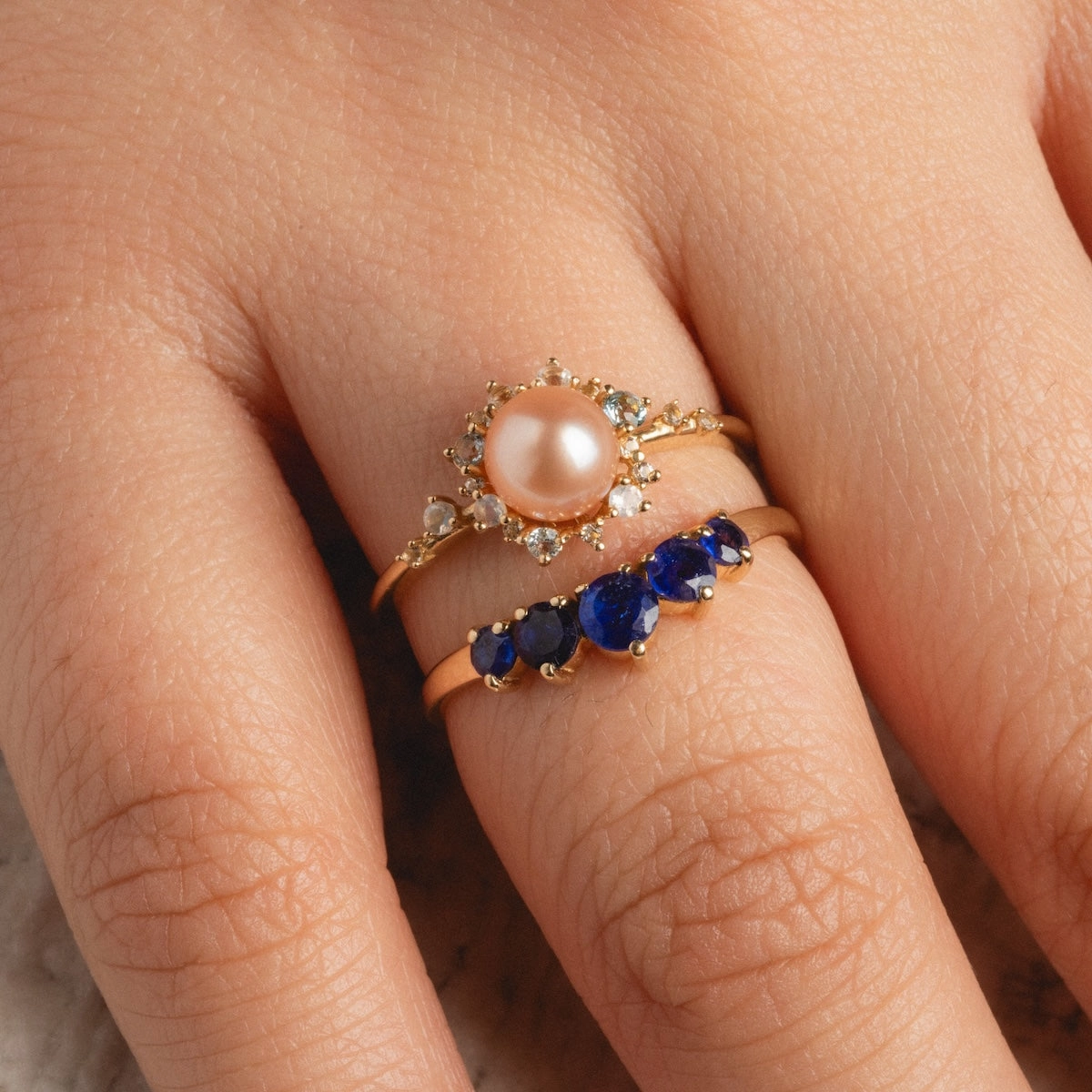 14k Blue Sapphire Arc Nesting Ring