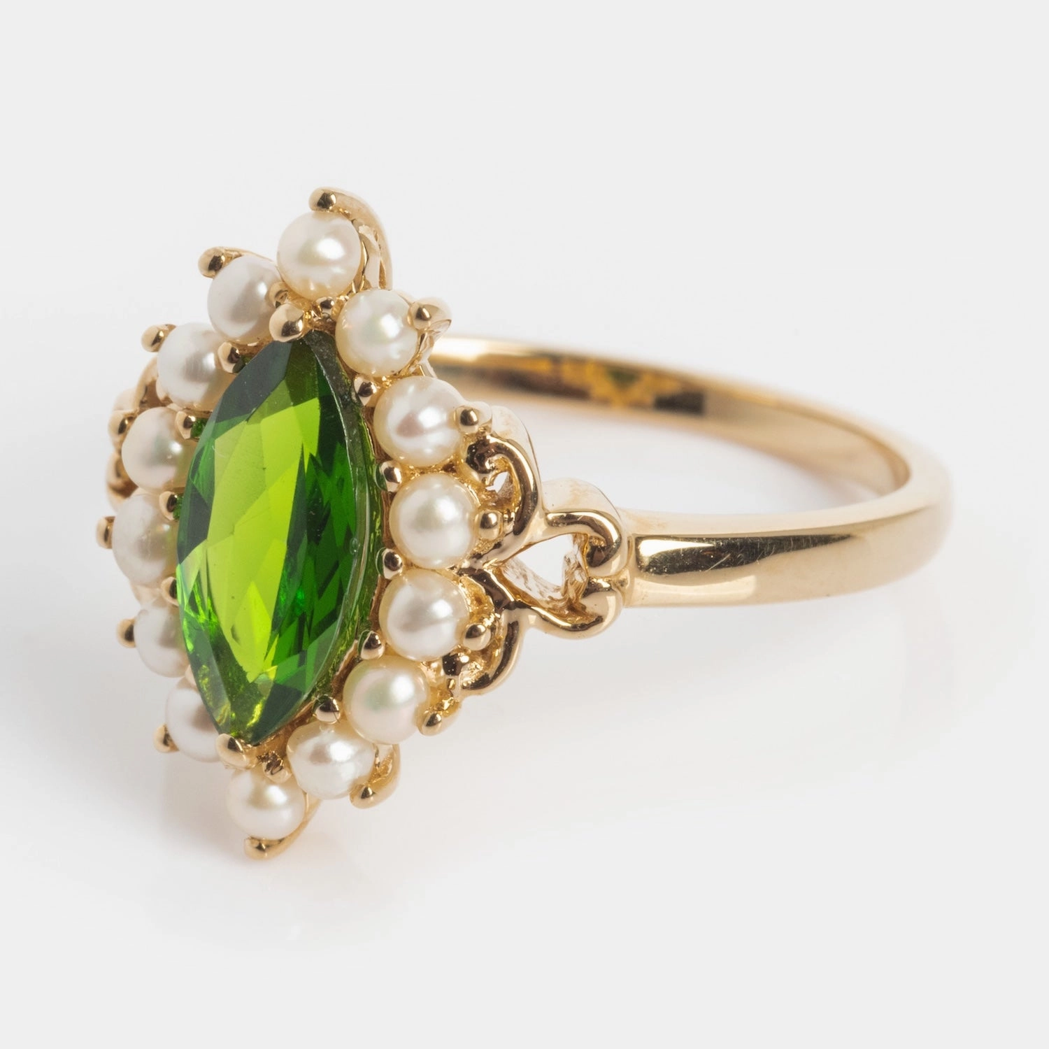 14k Opulent Green Diopside and Pearl Marquise Ring