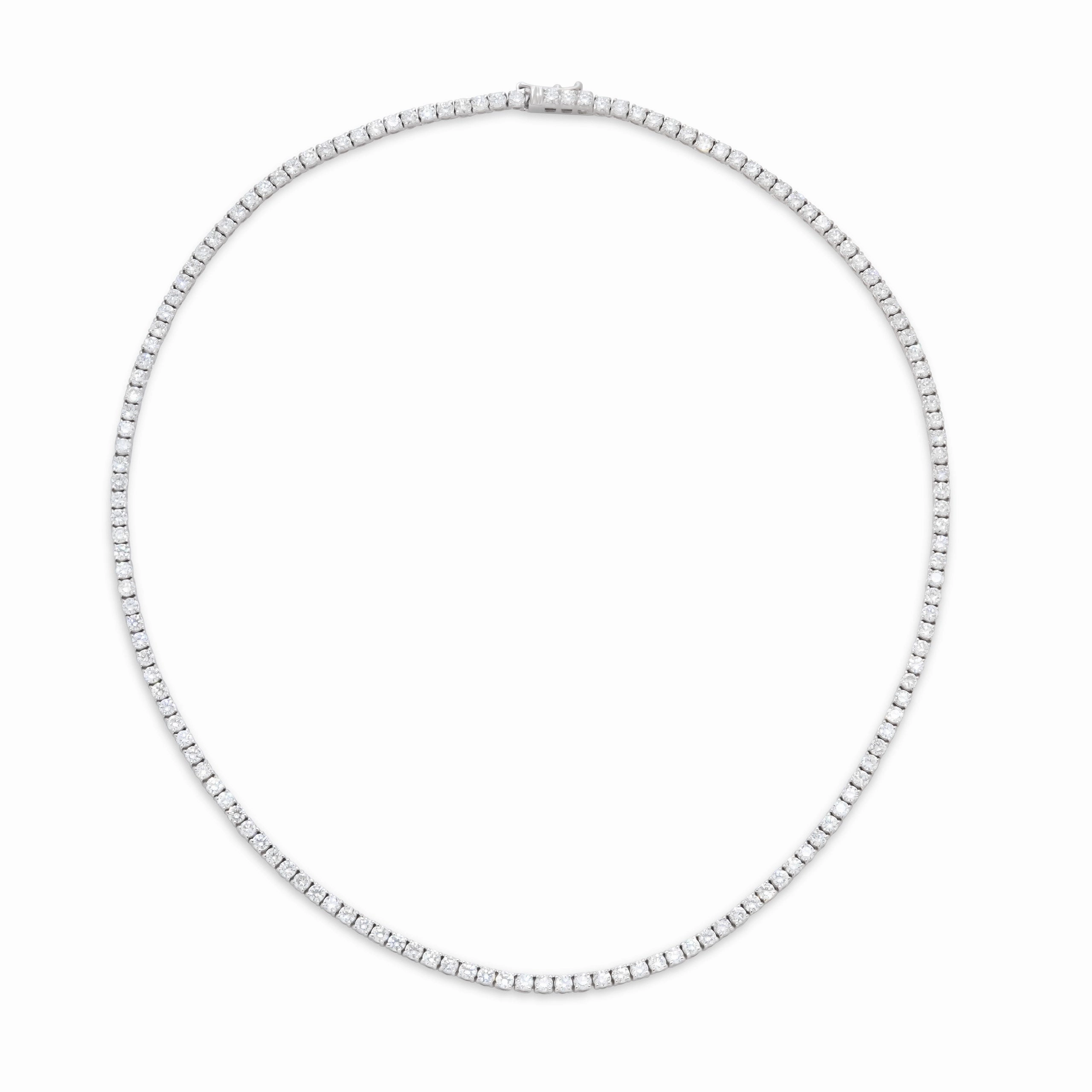 Diamond Rivire Necklace, 9.55 carats, in 18K White Gold