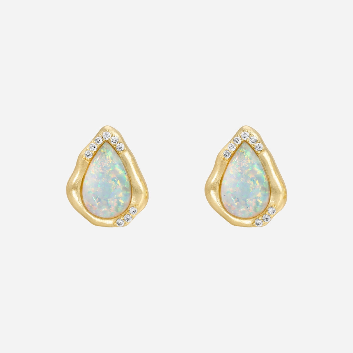 Luster Studs