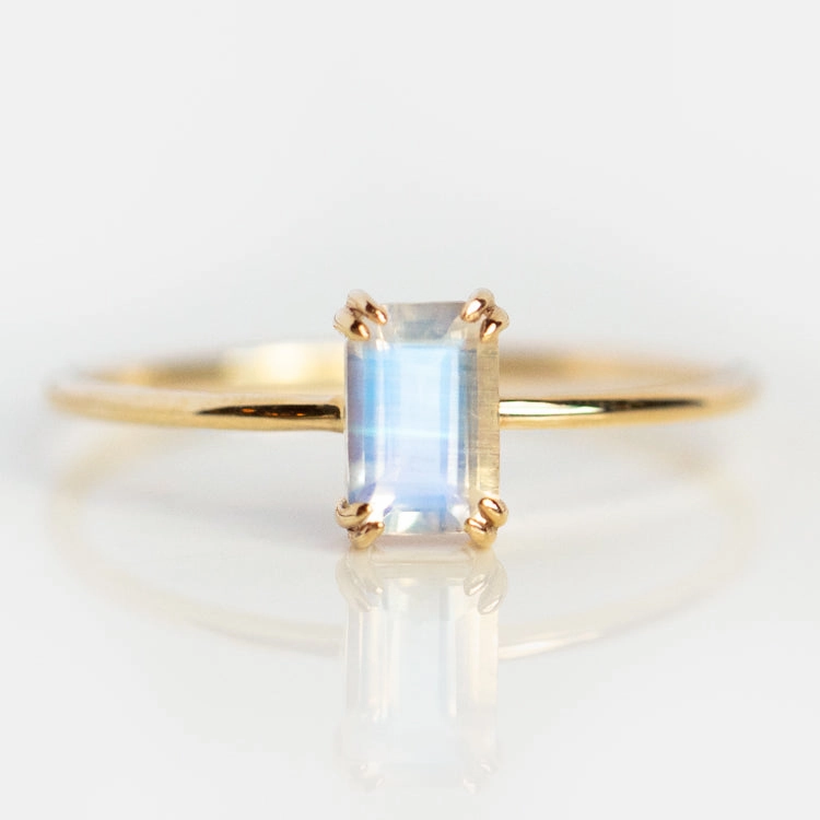 Solid Gold Essential Baguette Birthstone Ring