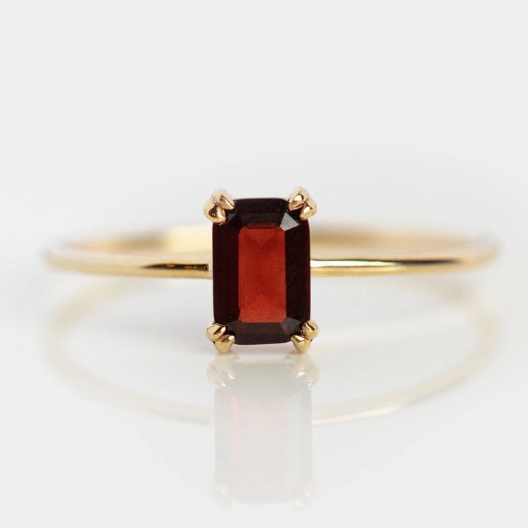Solid Gold Essential Baguette Birthstone Ring