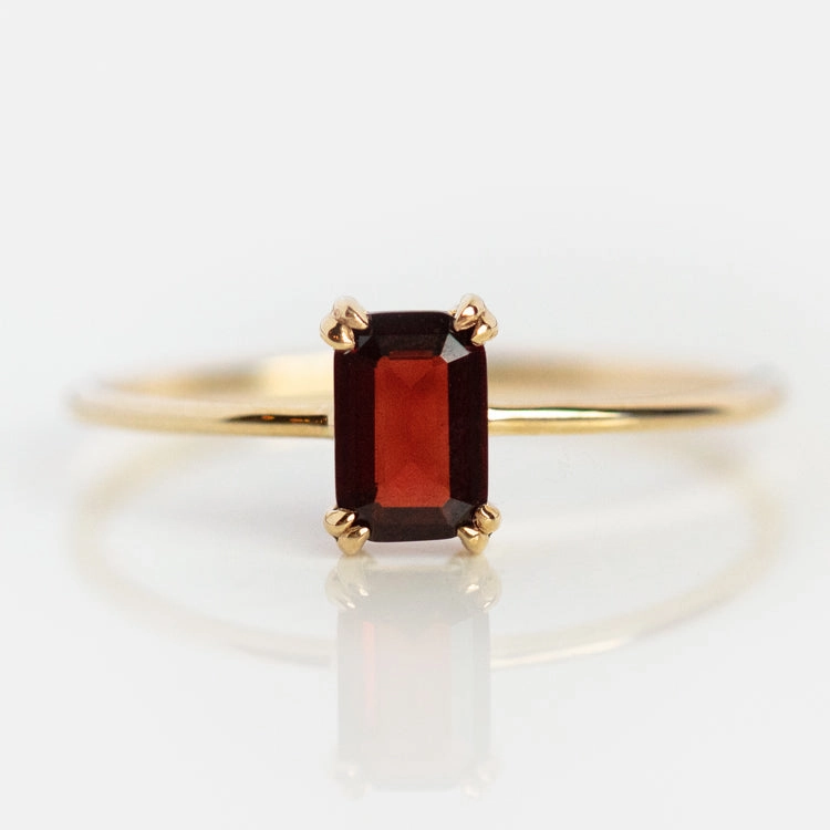 Solid Gold Essential Baguette Birthstone Ring