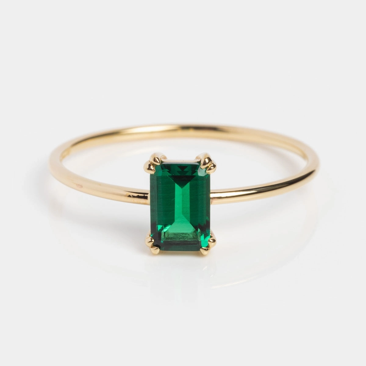 Solid Gold Essential Baguette Birthstone Ring