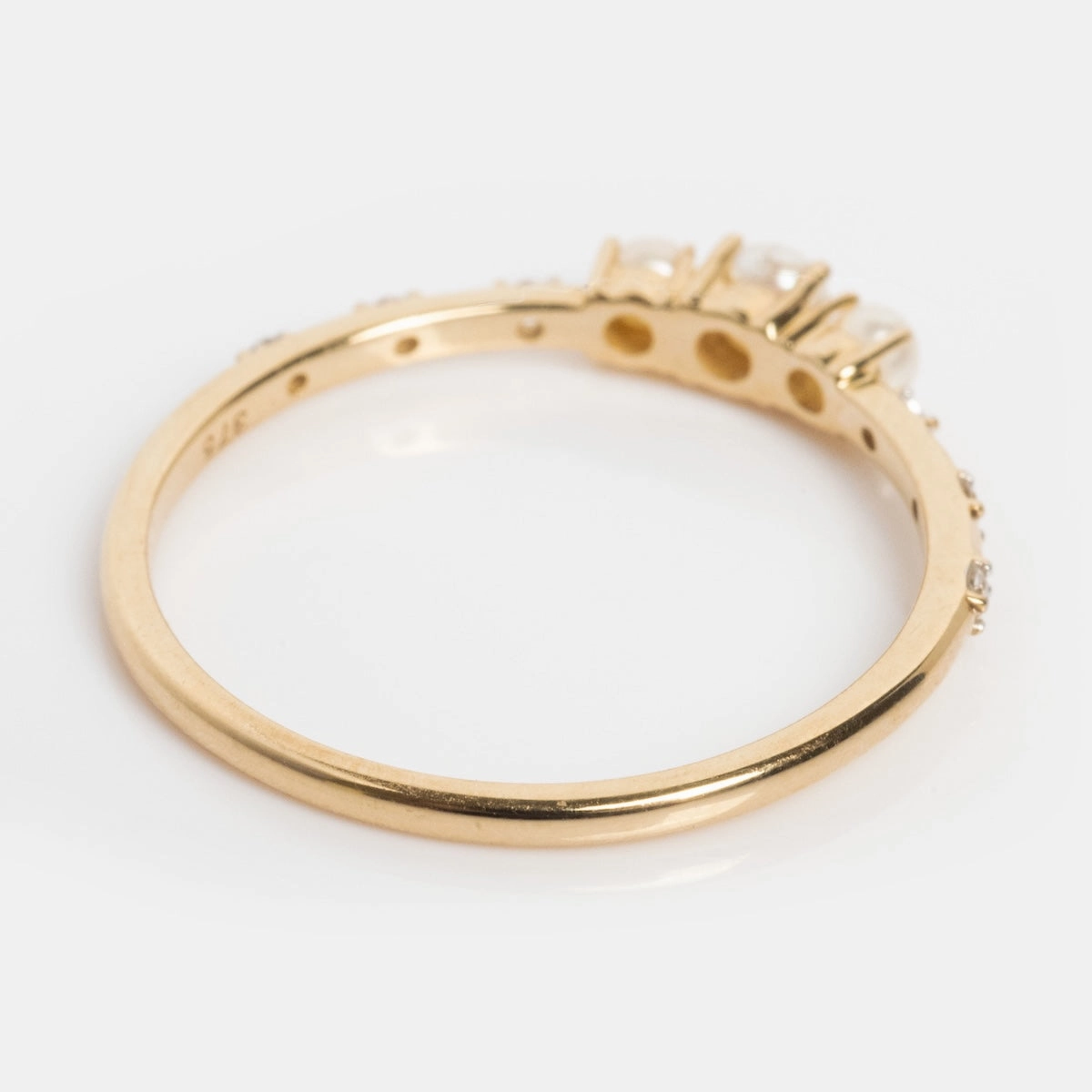 Solid Gold Luminous Pearl Trio Ring