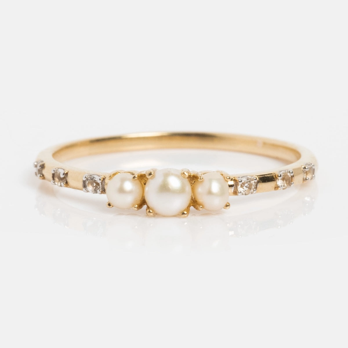 Solid Gold Luminous Pearl Trio Ring