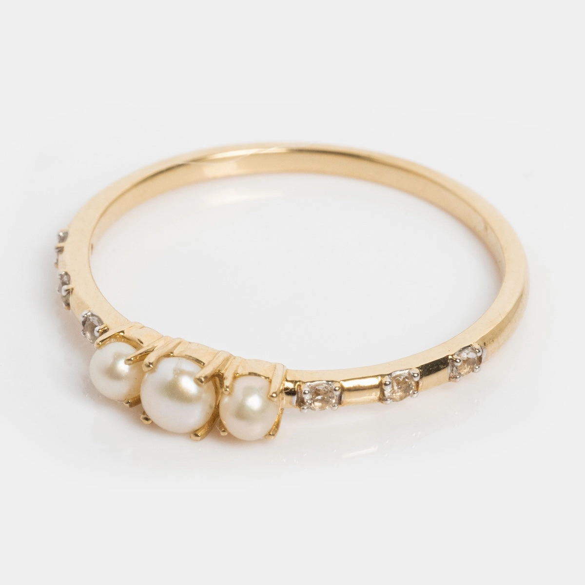 Solid Gold Luminous Pearl Trio Ring