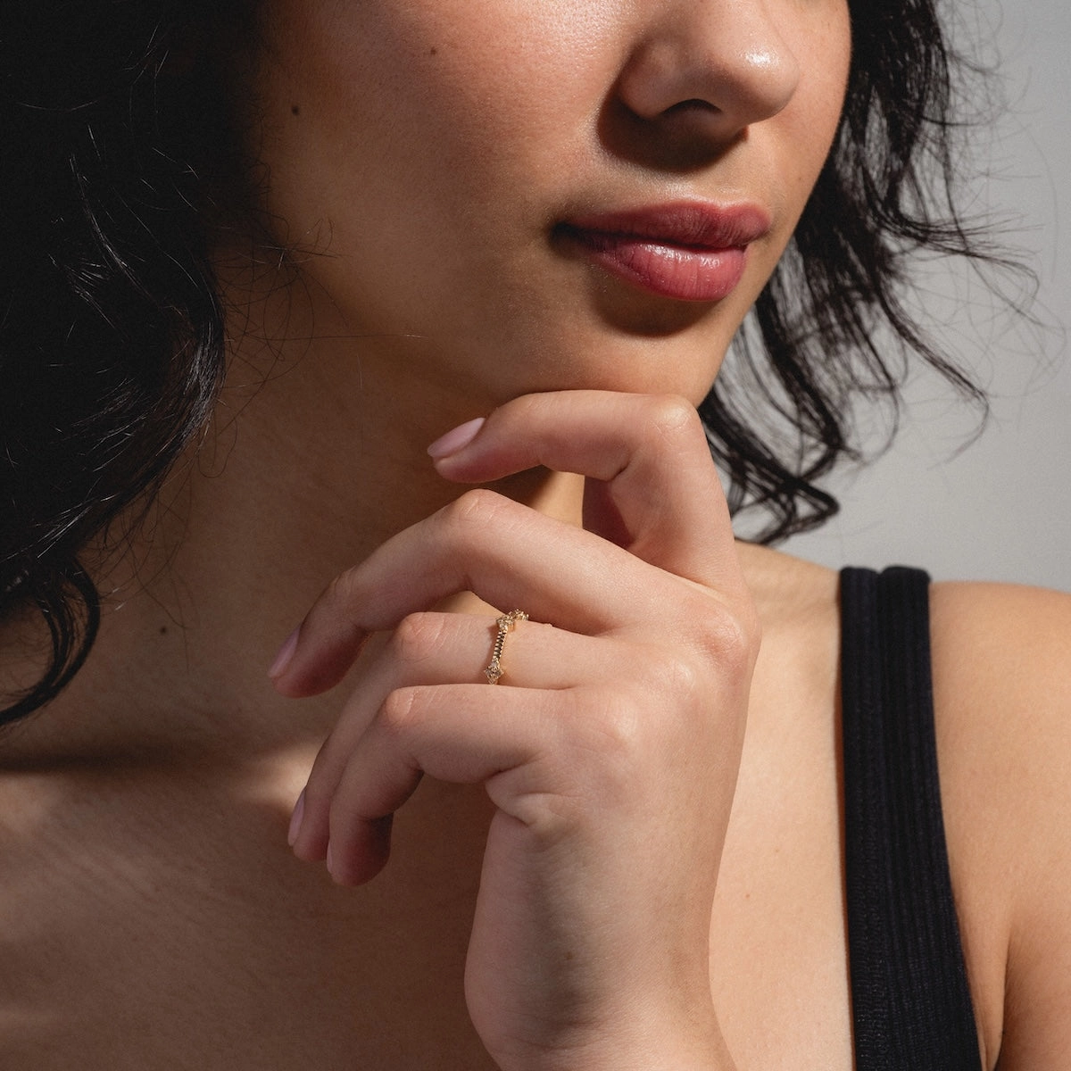 Solid Gold Salt and Pepper Diamond Ribbed Ring