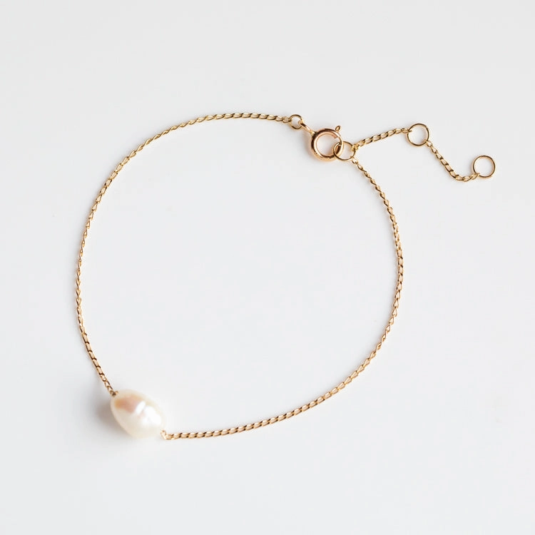 Solid Gold Single Pearl Chain Bracelet