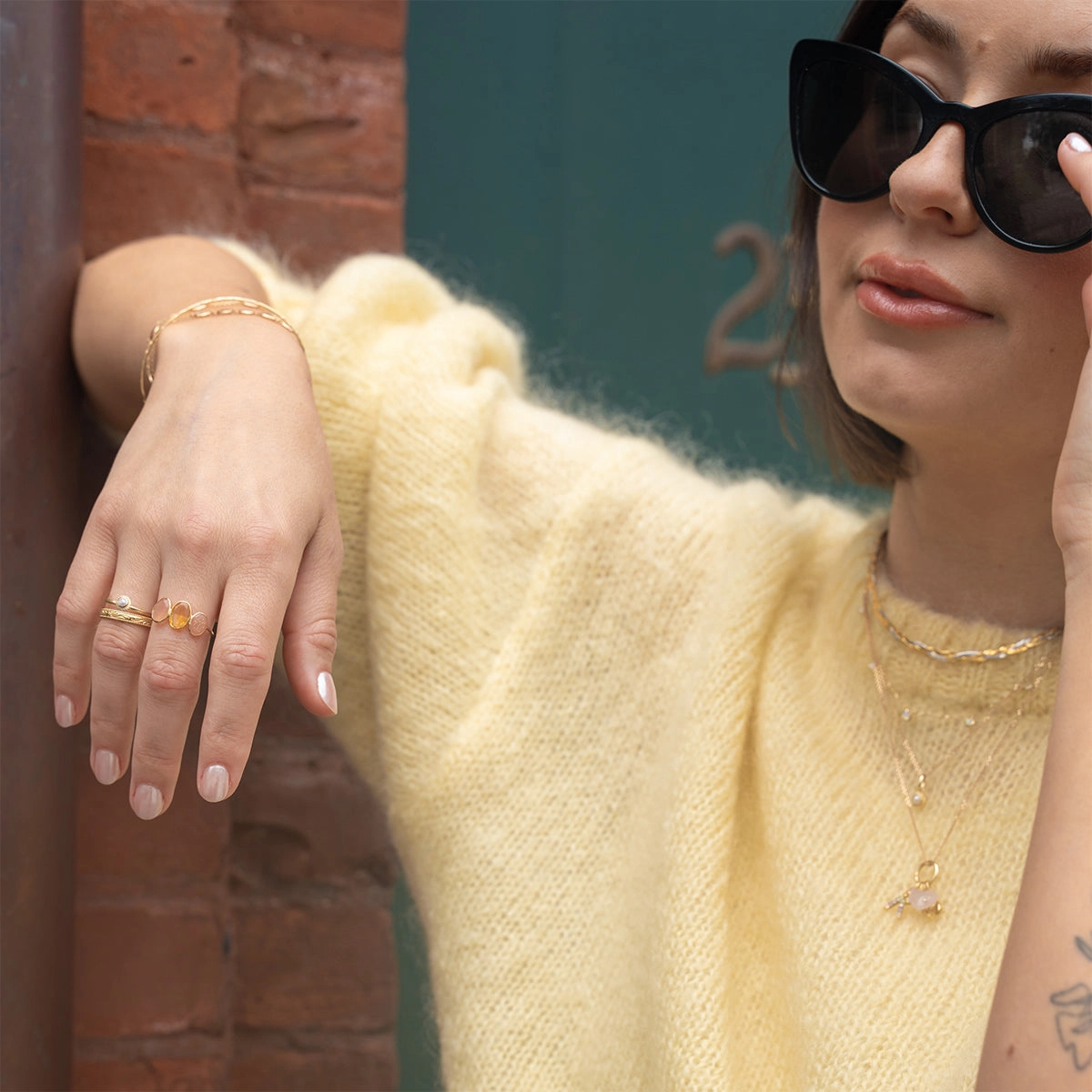 Solid Gold Soft Glow Pearl Ring