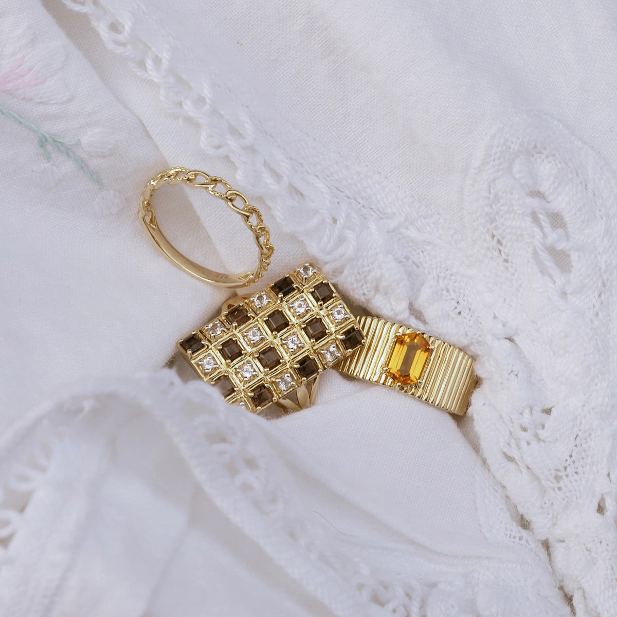 Solid Gold Textured Chain Link Ring