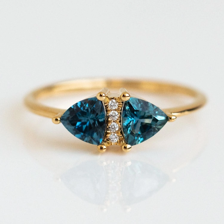 Vintage Style Engagement Ring with Teal Sapphire Trillions